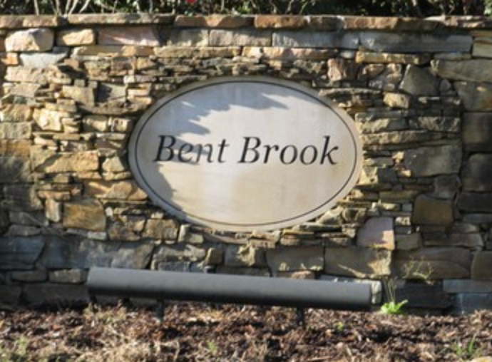 Bent Brook Golf Course entrance sign